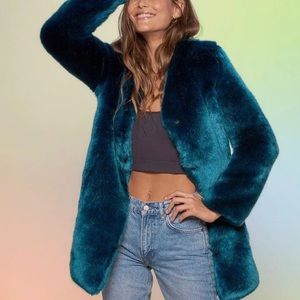 Spirithoods Royal Wolf luxe coat